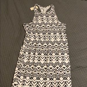 American Eagle White & Black Geometric Maxi Dress